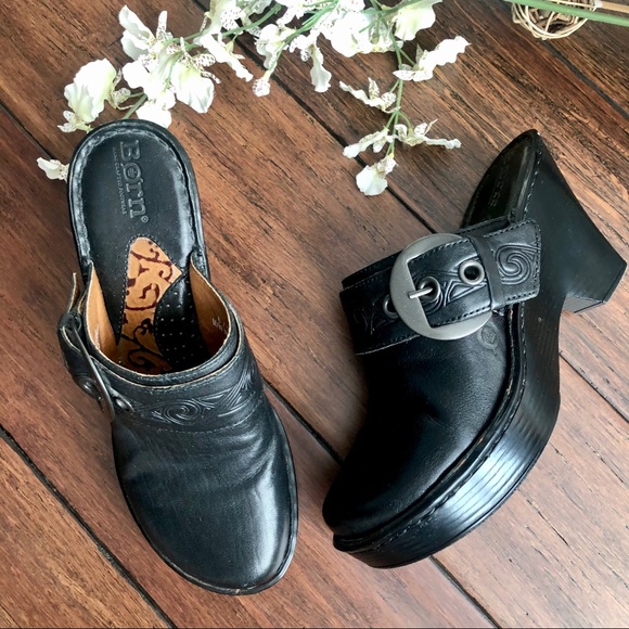 Born Shoes - Born Buckle Mule Clog Heel Black Sz 6